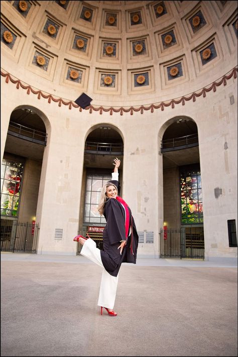 College Graduation Pictures Ohio State, Osu Senior Pictures, Ohio State Graduation Cap, Osu Graduation Pictures, Ohio State Graduation Pictures, College Vibes, Graduation Pic Ideas, College Graduation Pictures Poses, Grad Photography