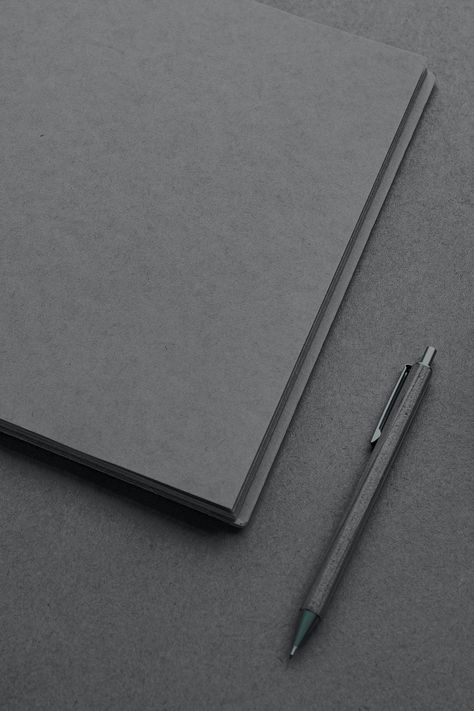 Download premium image of Blank plain black notebook with a pen by Ake about grey background, black paper texture, accessory, background and Blank Diary Page, Pen And Paper Aesthetic, Black Notebook Aesthetic, Notebook Background, Black Paper Texture, Notebook Aesthetic, Plain Black Background, Black Notebook, Plain Notebook