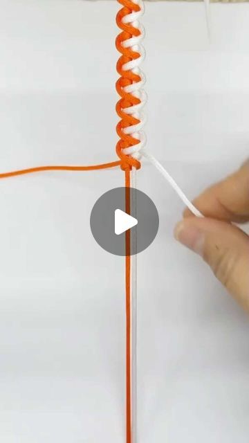 Diy Friendship Bracelets Tutorial, Bracelets Tutorial, Knit Bracelet, Friendship Bracelets Tutorial, Friendship Bracelets Diy, How To Knit, Bracelet Tutorial, Friendship Bracelets, To Learn