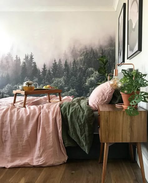 Pink Green Bedrooms, Pink And Green Wallpaper, Next Bedroom, Pink Bedroom Decor, Pink Bedrooms, Bohemian Bedroom Decor, Pink Home Decor, Green Bedding, Green Rooms