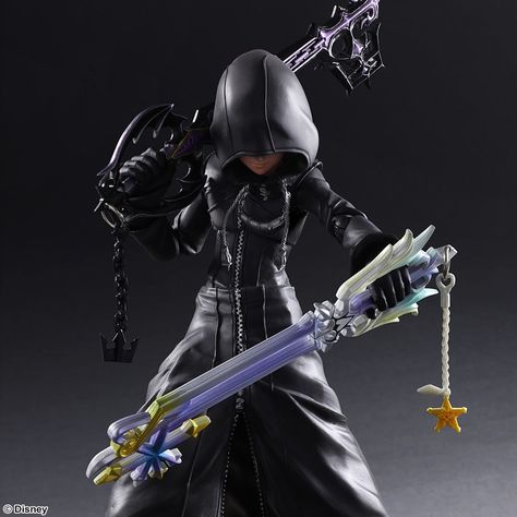 Kingdom Hearts Figures, Play Arts Kai Action Figures, Kingdom Hearts Cosplay, Roxas Kingdom Hearts, Kingdom Hearts Wallpaper, Organization Xiii, Play Arts Kai, Shopping For Kids, Kh 3