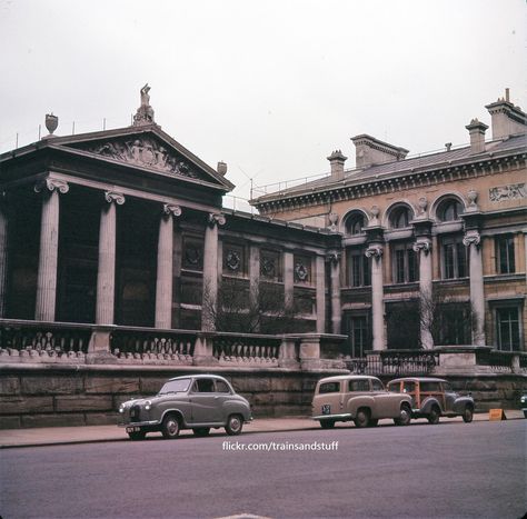 Ashmolean Museum, Oxford 1960 Wexford Crystal, Wadham College Oxford, Mansfield College Oxford, Christchurch College Oxford, Ashmolean Museum Oxford, Oxford