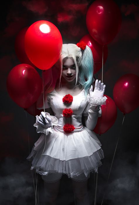 Arley Queen, Joker Y Harley Quinn, Harley Quinn Quotes, Harley Quinn Artwork, Harley Quinn Costume, Harley Quinn Art, A Clown, Harley Quinn Cosplay, Fantasias Halloween