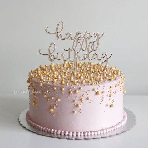 18116 Sábado 23 de Marzo Gökkuşaği Pasta, Easy Birthday Desserts, Hello 30, Bff Stuff, Teen Cakes, Birthday Cakes For Teens, Cupcake Birthday Cake, 18th Birthday Cake, Sweet Ideas