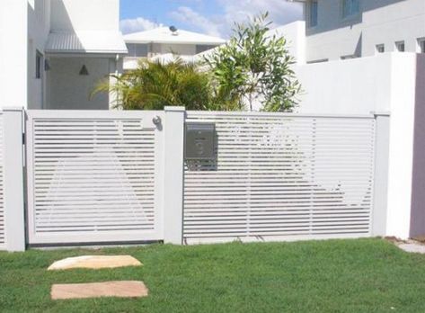 Modern White Fence Garden Design Home, Pagar Modern, Home Fence, Fence Design Ideas, Aluminium Fence, Green Fence, Modern Fence Design, House Fence Design, Natural Fence