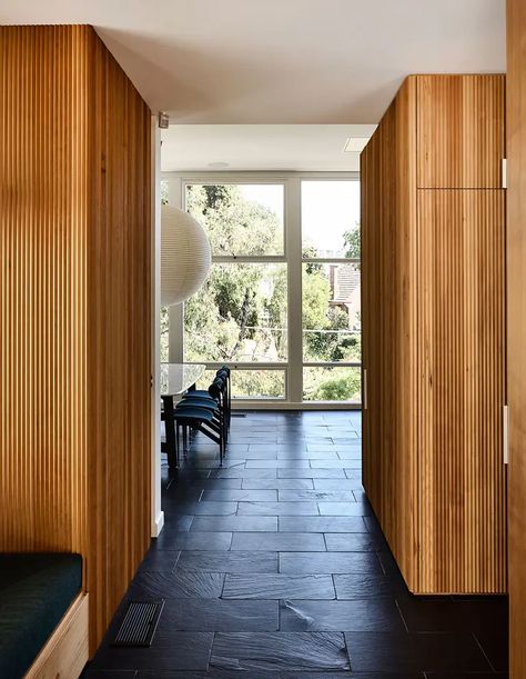 Architect Anatol Kagan's 1950s Home Gets A Kennedy Nolan Upgrade. 1950s House, Lan Can, Luxurious Home, Tudor House, Modern Staircase, Green Kitchen, The Design Files, Delicate Details, 인테리어 디자인