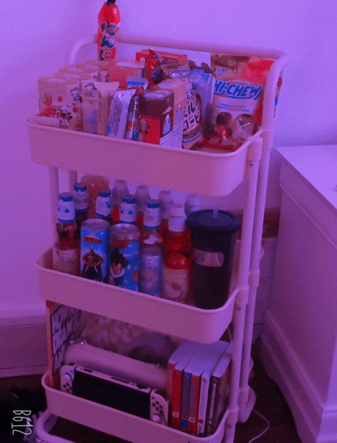 Gaming Snack Setup, Snack Cart Aesthetic, Cool Room Items, Streamer Bedroom, Hangout Room Ideas Woman Cave, Dream Rooms Aesthetic, Kawaii Apartment, Movie Theater Room Decor, Snack Carts