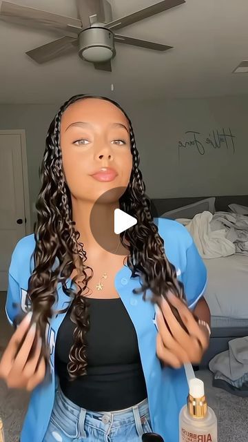 Itscurlyworld on Instagram: "Curly hair style tutorial🩷🫶🏽" Picture Day Hairstyles Curly Hair, Picture Day Hairstyles, Curly Hair Style, Picture Day Hair, Day Hairstyles, Style Tutorial, Hairstyles Curly Hair, Fashion Tutorial, Hairstyles Curly