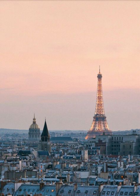 WhatsApp wallpaper Book Flight, France Aesthetic, Paris Tour Eiffel, Whatsapp Profile Picture, Paris Wallpaper, Picture Inspiration, Paris Pictures, Whatsapp Wallpaper, Paris Aesthetic