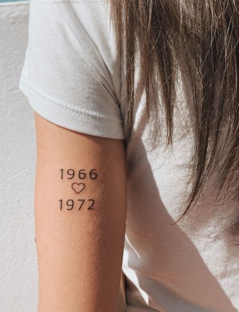 Tattoo #tattoo #cutetattoos #tattooideas Birthdate Tattoo, Cute Tattoos For Women, Classy Tattoos, Discreet Tattoos, Dainty Tattoos, Small Tattoo Designs, Tattoos For Daughters, Elegant Tattoos, Mom Tattoos