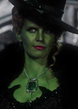 Zelena the Wicked Witch (actress Rebecca Mader) First appeared S3 : E13. Wicked Witch Of The West Inspired Makeup, Once Upon A Time Zelena Outfits, Idina Menzel Wicked, Zelena Mills, Ouat Zelena, Hades And Zelena Ouat, Once Upon A Time Zelena, Powerful Magic, Time Icon