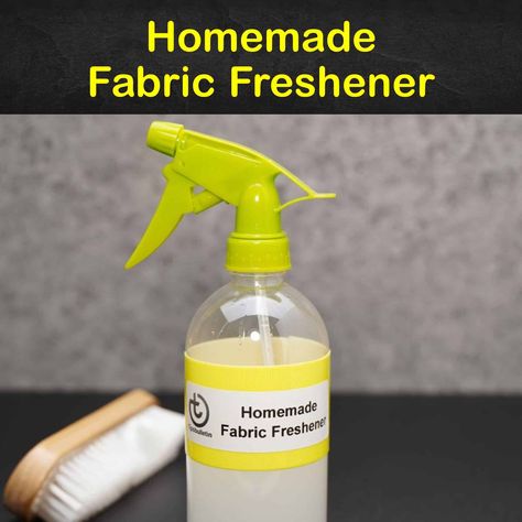 Homemade Laundry Softener, Wash Towels With Vinegar, Vinegar Fabric Softener, Homemade Fragrance, Homemade Dryer Sheets, Homemade Febreze, Diy Fabric Softener, Air Freshener Recipes, Diy Detergent