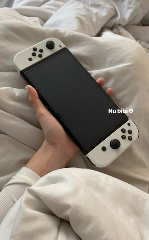 White cozy Nintendo switch OLED Electronics Aesthetic, Aesthetic Electronics, Nintendo Switch Aesthetic, Switch Aesthetic, Freetime Activities, Nintendo Switch Accessories, Nintendo Switch Oled, Neon Red, Foto Baby