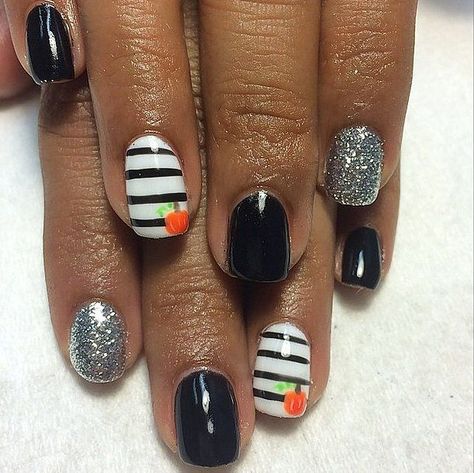 Halloween Nails with stripes glitter and pumpkin Halloween Nails Diy, Cute Halloween Nails, Pumpkin Nails, Fall Nail Art Designs, Thanksgiving Nails, Pumpkin Ideas, Halloween Nail Designs, Get Nails, Fall Nail Art