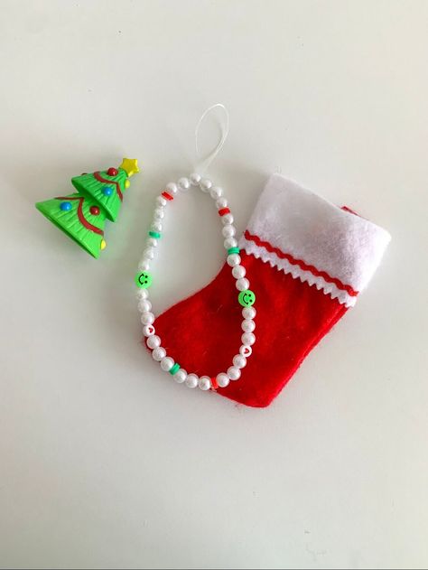 Christmas themed phone charm, for any type of phone Christmas Phone Charm, Christmas Themed Phone, Heart Beads, Phone Charm, Clay Beads, Christmas Themes, Keychains, United States, Etsy Uk