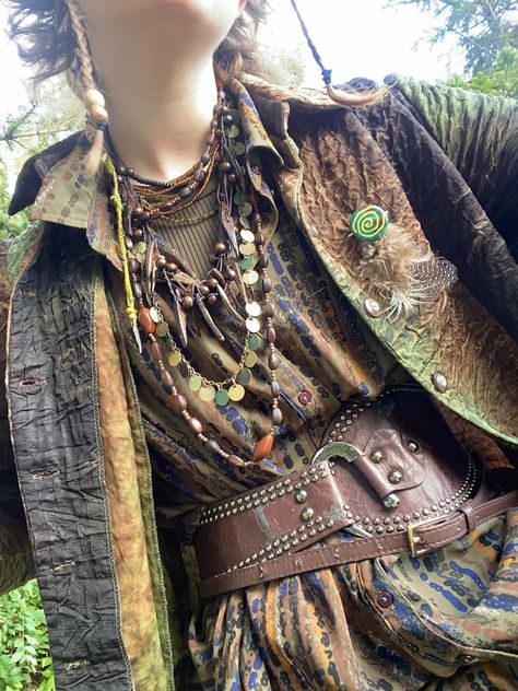 Hippie Alternative Fashion, Bug Inspired Outfits, Goblincore Lookbook, Bug Clothes Aesthetic, Goblin Core Fashion, Goblin Core Layered Necklaces, Colorful Goblincore, Forest Core Outfits, Colorado Aesthetic Outfits