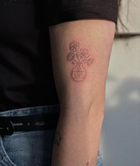 Daisy In Vase Tattoo, Flowers In Vase Tattoo Simple, Flower Vases Tattoo, Potted Flower Tattoo, Flowers Vase Tattoo, Flower Vase Tattoo Simple, Broken Vase Tat, Vase And Flowers Tattoo, Small Vase Tattoo