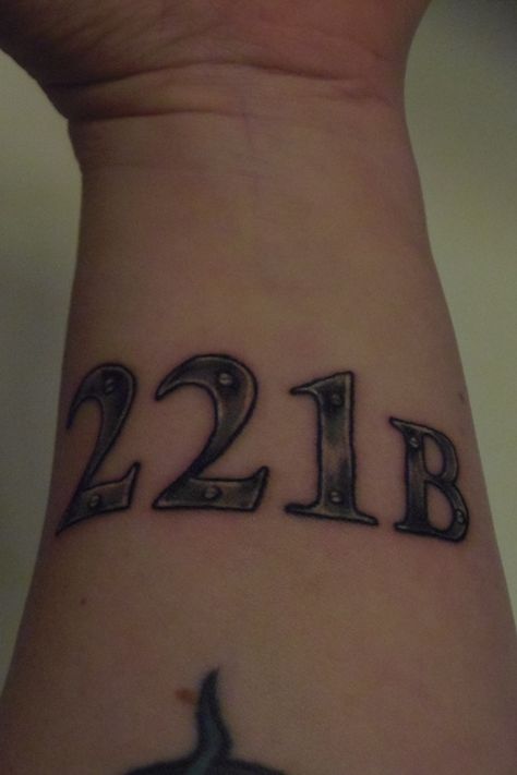 My 221B tattoo - done by Kelli @ Wingnut Tattoo in St. Cloud, MN 221b Tattoo, Sherlock Tattoo, Mac Tattoo, Lock Tattoo, Nerd Tattoos, Sherlock Art, Sherlock Holmes And John Watson, Nerd Tattoo, Literary Tattoos