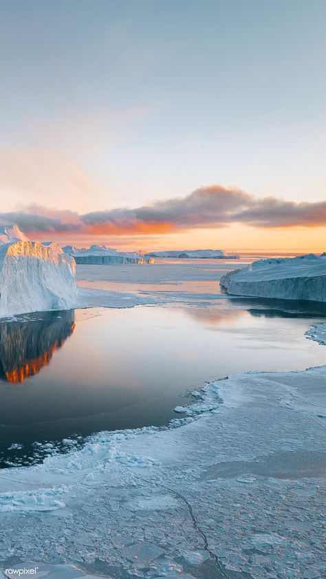 Sagebrush Aesthetic, Aesthetic Greenland, Ice Land Aesthetic, Greenland Wallpaper, Iceland Aesthetic, Country To Travel, Drone Landscape, Wof Oc, Ice Land