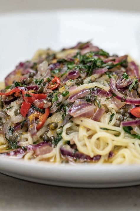 This simple yet intensely flavourful pasta recipe from Phil Howard is a masterclass in how a handful of contrasting ingredients can fuse together to create something truly outstanding. Spaghetti is tossed in a punchy sauce of anchovies, chilli, garlic, capers and orange. The dish works well with fresh or dried pasta and don't forget the importance of the pasta water to help combine the pasta and sauce – a key component of Phil's new pasta delivery service OTTO. Fresh Anchovies Recipes, Pasta Delivery, Anchovy Pasta, Anchovy Recipes, Orange Recipe, Capers Recipe, Dried Pasta, Carb Loading, Parsley Recipes