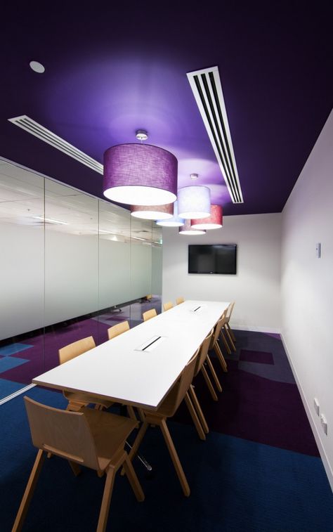 Purple Office Ideas, Business Office Interior Design, Fun Office Design, Office Open Plan, Office Space Inspiration, Purple Office, Corporate Interior Design, Commercial And Office Architecture, Office Design Inspiration