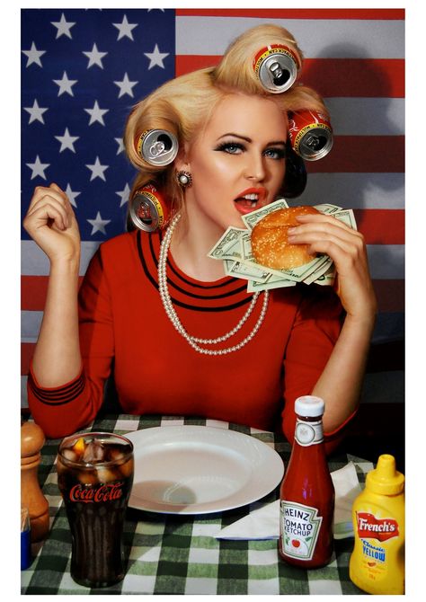 Rowan Papier Vintage Diner Photoshoot, Editorial Food Photography, Shoot Moodboard, Creative Photoshoot Ideas, Photography Editorial, Eating Food, Cover Ideas, Ap Art, People Photography