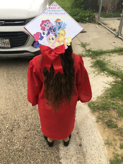 My little pony graduation cap My Little Pony Graduation Cap, Graduation Cap Melanie Martinez, Melanie Martinez Graduation Cap, Caps Ideas, Graduation Cap Ideas, College Grad Cap Ideas, Princesa Tiana, Senior Ideas, Cap Decoration