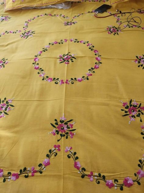 Embroidery For Bedsheet, Bedsheet Hand Embroidery Design, Bedsheets Designs Embroidery, Embroidery Bedsheets Handmade, Embroidery Designs For Bedsheets, Hand Embroidery Designs For Bedsheets, Hand Embroidery Bedsheet Designs, Bed Sheet Embroidery Design, Bedsheet Ideas