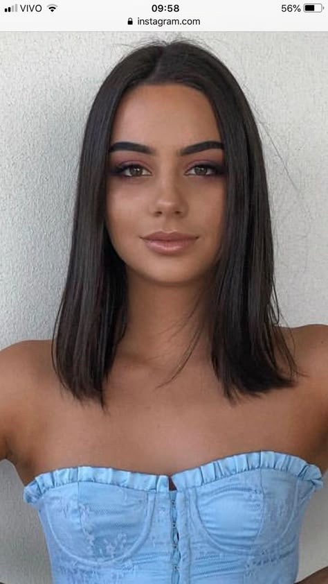 Haircut Ideas Shoulder Length Straight, Short Dark Straight Hair, Clavicut Hair Straight, Short Brown Hair Straight, Straight Short Brown Hair, Short Hair 2023 Trends, Brown Straight Short Hair, Short Brown Hair Aesthetic, Collarbone Length Hair Straight