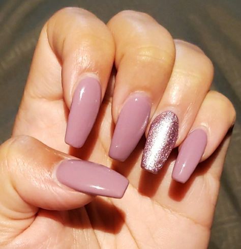 DND Duo gel polish #489 Vintage Purple #707 Sweet Nothing Debs Nails, Frost Nails, Pink Glitter Nails, Cute Nail Art Designs, Nail Fashion, Glitter Nail, Cute Nail Art, Acrylic Nails Coffin, Birthday Nails