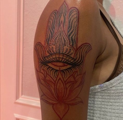 Body Tattoos Black Woman, R And B Tattoo, Calming Tattoos Symbol, Unk Tattoo Black Women, Arm Tats Black Woman, Black Spirituality Art Tattoo, Rap Around Leg Tattoo, Neo Soul Aesthetic Tattoo, Shoulder Tats For Women Half Sleeves