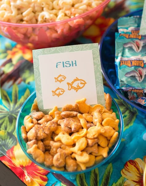 Moana Birthday Party Snacks, Moana Themed Party Food, Moana Snacks For Party, Moana Party Food Ideas, Simple Moana Birthday Party, Moana Birthday Party Favors, Moana Birthday Party Snack Ideas, Moana Inspired Food, Moana Snack Ideas