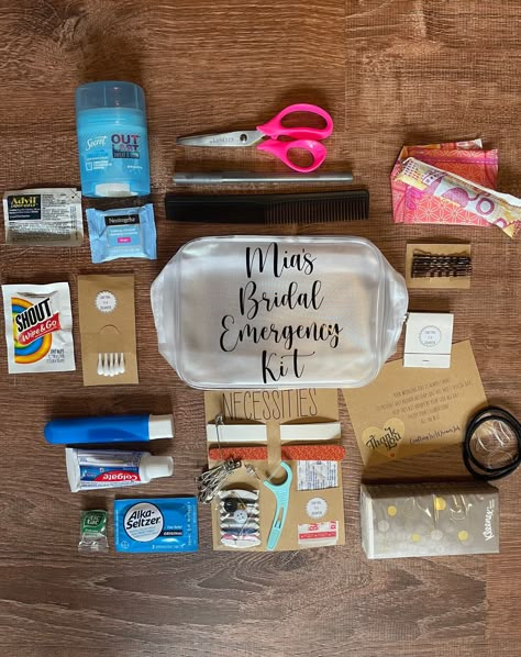 Personalized Bridal Emergency Kit - Bride Gift - Personalized Gift - W – Craftingisadreamjob Emergency Bride Kit, Day Of Bridal Survival Kit, Wedding Care Package For Bride, Bride Gift Bag Ideas, Bridal Shower Kit, Bridal Shiwer Gifts, Bridal Party Gift Bags Ideas, Day Of Wedding Emergency Kit Brides, Bride Wedding Day Survival Kit