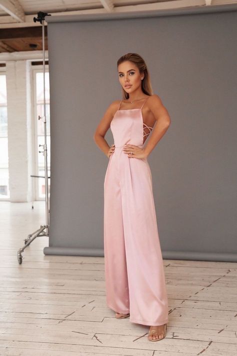 Pink Satin Jumpsuit, Bridesmaids Pantsuit, Jumpsuit For Wedding Guest Classy, Prom Jumpsuit Classy, Satin Jumpsuit Outfit, Bridesmaid Jumpsuit Wedding, Minimalist Wardrobe Women, Pink Jumpsuits Outfit, City Fabric