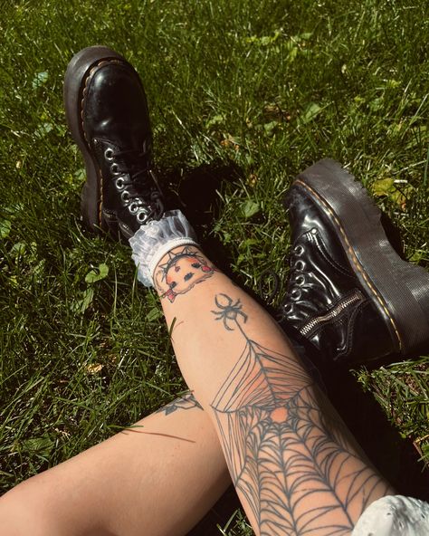 Dark aesthetic tattoos #kneetattoo #spiderwebtattoo #spidertattoo  #cemetery Tattoos Knee, Tattoo Ideas Geometric, Over The Knee Tattoo, Knee Tattoo Ideas, Hopeless Romantic Tattoo, Beloved Tattoo, The Knee Tattoo, Amor Tattoo, Knee Tattoos