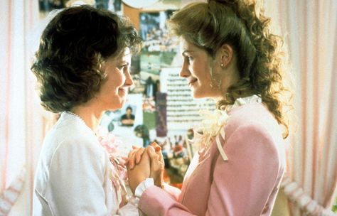 Sally Field and Julia Roberts in Steel Magnolias Steel Magnolias Play, Steel Magnolias 1989, Magnolia Movie, Sally Field, Ugly Cry, Steel Magnolias, How Lucky Am I, Julia Roberts, Great Movies