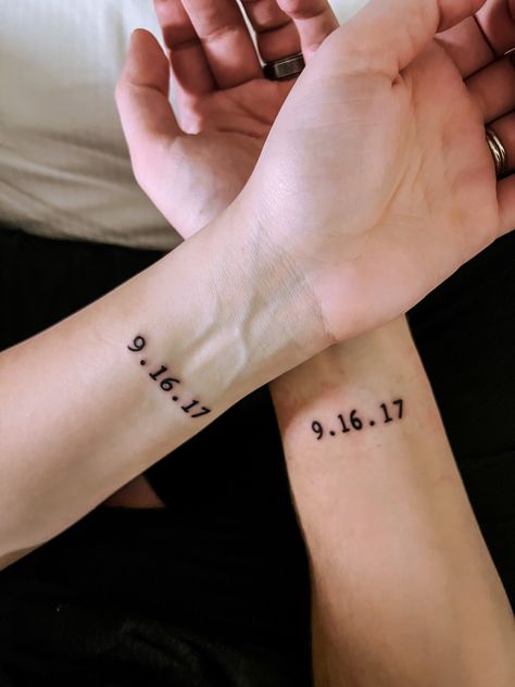 Tattoos Date Couple Tattoos, Dates As Tattoos, Matching Couple Tattoos Dates, Anniversary Date Tattoo Ideas Couple, Tattoo Anniversary Date, Cute Date Tattoos, Couples Anniversary Tattoos, Couple Tattoos Symbols, Couple Tattoos Dates