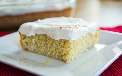 Tres Leches Cake Dairy Free Tres Leches Cake, Dairy Free Tres Leches, Hispanic Desserts, Dairy Free Dessert Easy, Dairy Free Queso, Tastee Recipe, Tres Leches Cake Recipe, Leches Cake, Dairy Free Cake