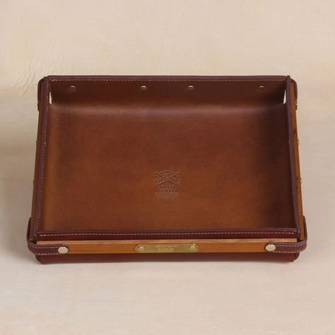 Keep dressertop clutter to a minimum with a leather valet tray to catch loose change and more. Leather Working Station, Leather Desk Accessories, Leather Valet Tray, Leather Organizer, Inca Trail, Leather Tray, Valet Tray, Leather Organization, Sling Pack