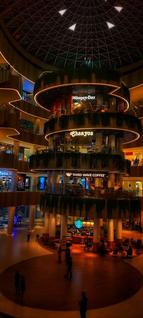 #mall #banglore #starbucks #cafecoffeeday #chai #tea #cafe #food #snacks Bangalore Cafe Snapchat, Bangalore Food Snap, Bangalore Cafe Aesthetic, Banglore Cafe Snap, Starbucks Bangalore, Bangalore Snapchat, Banglore Story, Banglore Days Aesthetic, Bangalore City Snapchat