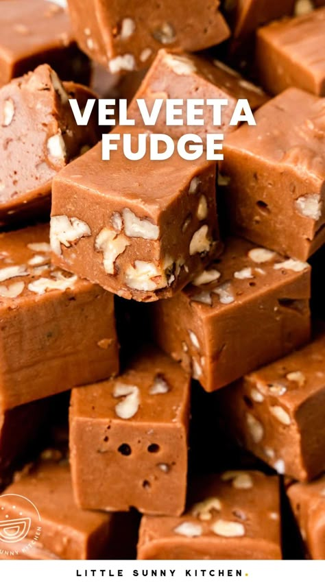 Creamy, soft, chocolatey Velveeta Fudge is the best chocolate fudge you've ever had, made with this easy recipe and just 6 ingredients. Cheese Fudge Velveeta, Fudge Made With Velveeta Cheese, Velvetta Fudge, Velveeta Fudge Recipe, Toll House Fudge Recipe, Velveeta Fudge, Best Chocolate Fudge, Velvet Fudge, Cheese Fudge