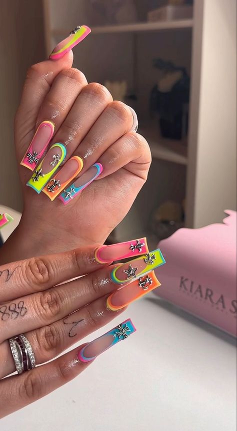 Summer Nails Black Women, Hard Nails, Colorful Nail, Drip Nails, Colorful Nails, Colored Acrylic Nails, Dope Nail Designs, Short Square Acrylic Nails, Exotic Nails