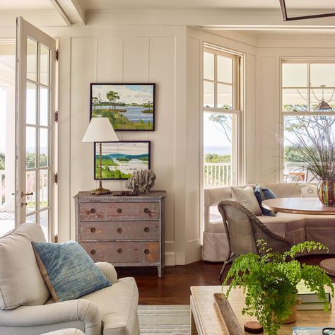 Janey Ginn (@janeyginn) • Instagram photos and videos Low Country Cottage, Country Cottage Interiors, Country Landscape, Cottage Interior, Country Landscaping, Coastal Home, Low Country, Coastal Homes, Beach Cottages