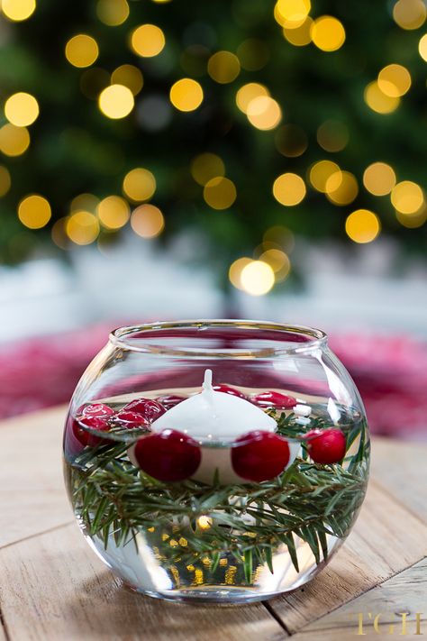 DIY Christmas Decorations Easy. DIY Christmas Decorations for Home. DIY Christmas Decorations Dollar Store. DIY Holiday Decorations Winter. Floating Candle Centerpieces DIY. #diyproject #holidaydecor #christmasdecorating Holiday Party Table Decor Centerpiece Ideas, Dollar Store Christmas Table Decor, Floating Holiday Candle, Easy Christmas Floral Centerpieces, Orbeez Floating Candles Christmas Kits, Christmas Beads Floating Candle, Water Beads Xmas Floating Candle, Christmas Centerpieces For Table, Orbeez Floating Candle Christmas