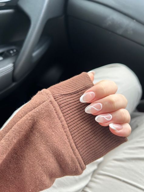 French Tip With Lines Design, Squiggle Nails French Tip, French Tips With Squiggly Lines, French Tip With Squiggles, Nails With Swirly Lines, Nail Inspo Squiggly Lines, Swirly French Tip Nails, Acrylic Nails Squiggly Lines, Squiggle Nails White