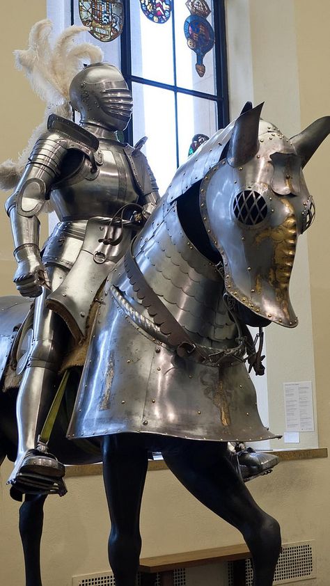 Field Armor of Duke Ulrich of Wurttemberg German 1507 CE e… | Flickr Germany Drawing, Ancient Armor, Horse Armor, Empire Romain, Historical Armor, Philadelphia Museums, Knight In Shining Armor, Knight Armor, Philadelphia Museum Of Art