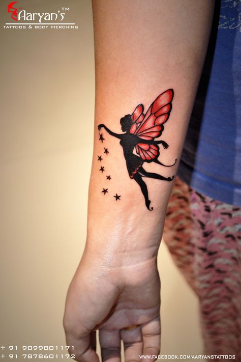 Ferry Tattoo, Tattoo Designs On Hand, Pixie Tattoo, Arrow Tattoos For Women, Wrist Tattoos Girls, Tattoo Design For Hand, Petit Tattoo, Cool Wrist Tattoos, Butterfly Tattoos For Women