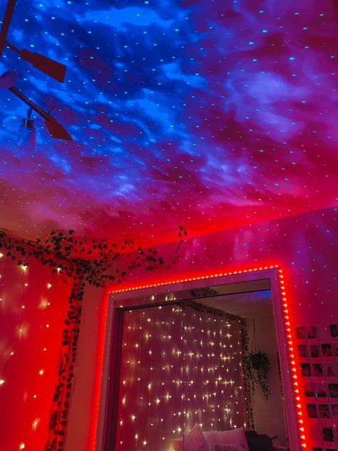 Katelyn Dewitt Bedroom, Katelyn Dewitt Room, New Room Aesthetic, Tumbler Room, Katelyn Dewitt, American Room, Best Led Lights, Paint My Room, Bubbles Photography