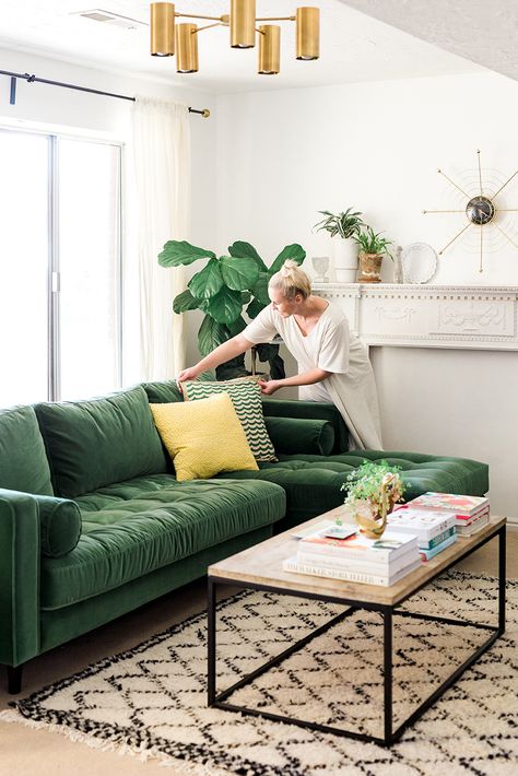 My new green sofa - The House That Lars Built Green Couches, Emerald Green Sofa, Green Sofa Living, Green Couch Living Room, Green Sofa Living Room, Design Seed, Green Couch, Green Sofa, Living Room Green