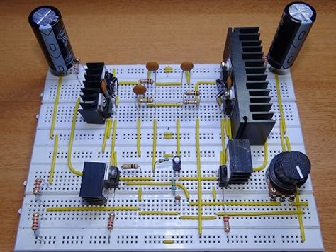 200Watt Audio Amplifier Amplificatori Audio, Valve Amplifier, Diy Amplifier, Hobby Electronics, Audio Amplifiers, Power Amp, Speaker Design, Electronic Engineering, Circuit Design